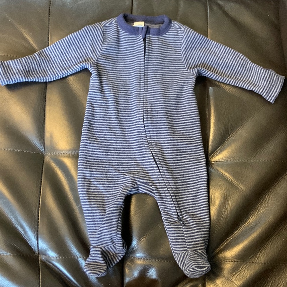 2/$15 Old Navy fleece sleeper
